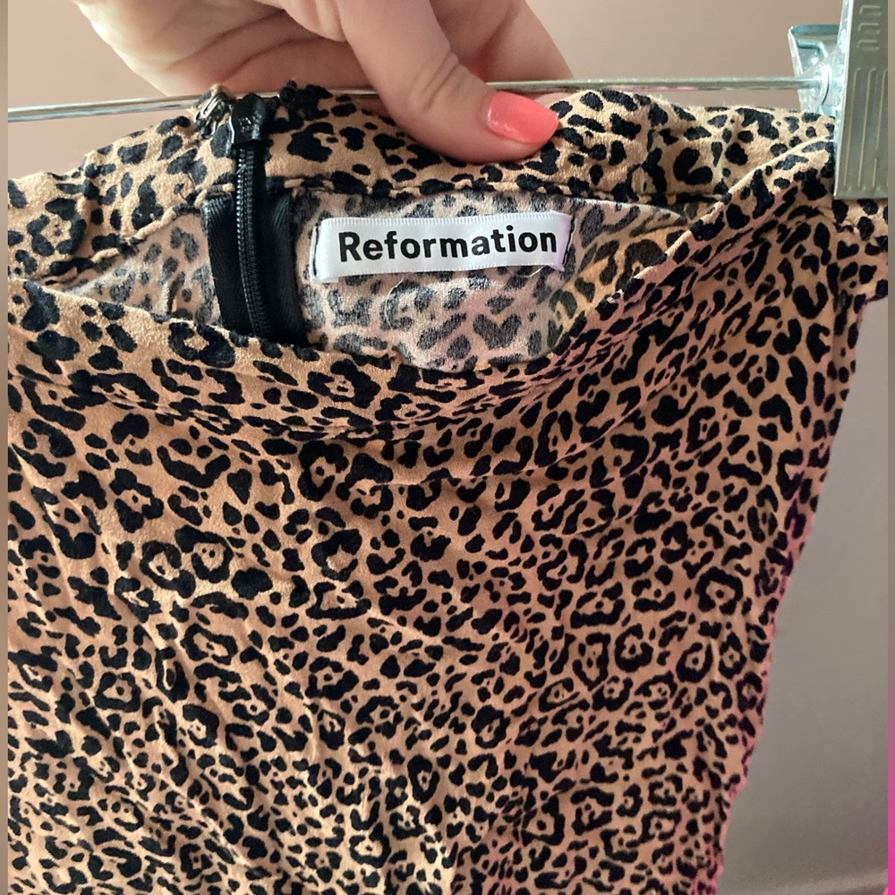 Reformation- Mob Wife/Animal Print Midi Skirt